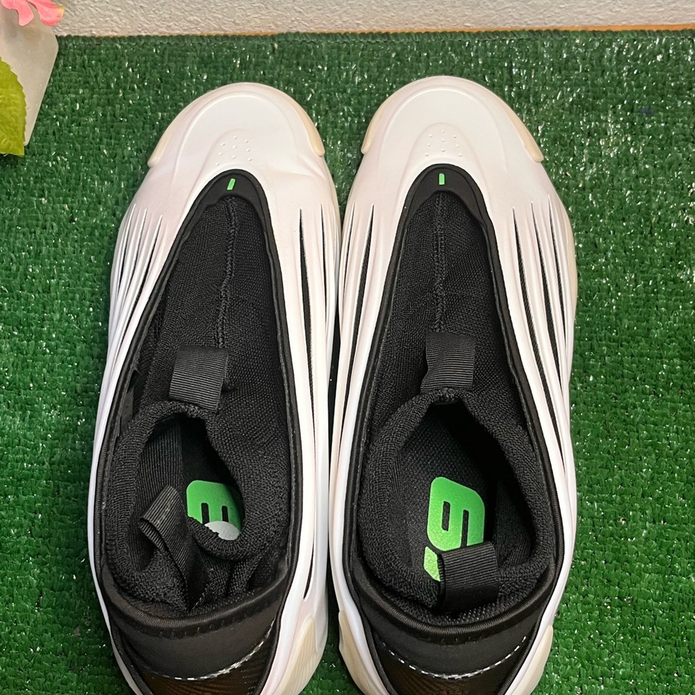 Men’s Slip-On James harden adidas in Black and White
